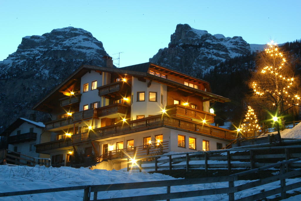 Garni Miriam Hotel La Villa  Exterior foto